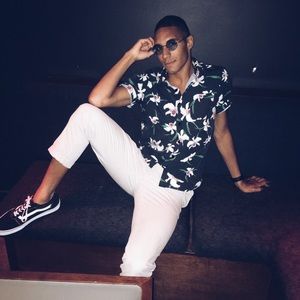 Meet your Posher, Kobe